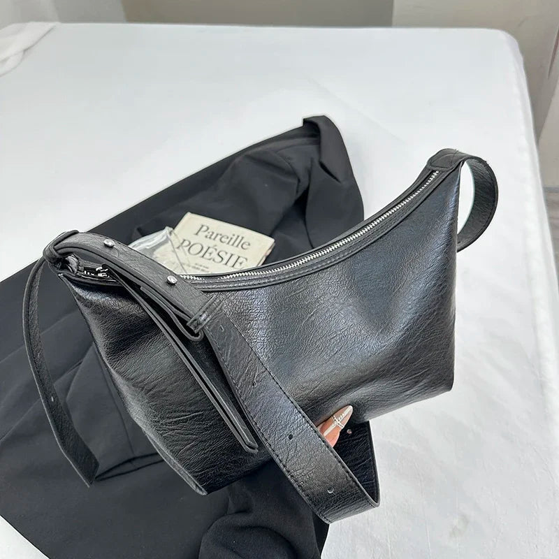 Small Designer Women's Black Bag Simple Retro Crossbody Bags Luxury Pu Leather Female Handbags Pure Color Bucket Shoulder Bags